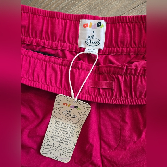 New with Tags Designed in Canada Surfs Up Cargo Activity Shorts by Alder Apparel - Picture 8 of 11